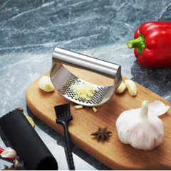 Manual Garlic Press with Pounding Ring for Kitchen Use