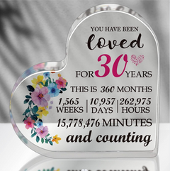 Heart Acrylic Table Decor – Mother's & Father's Day